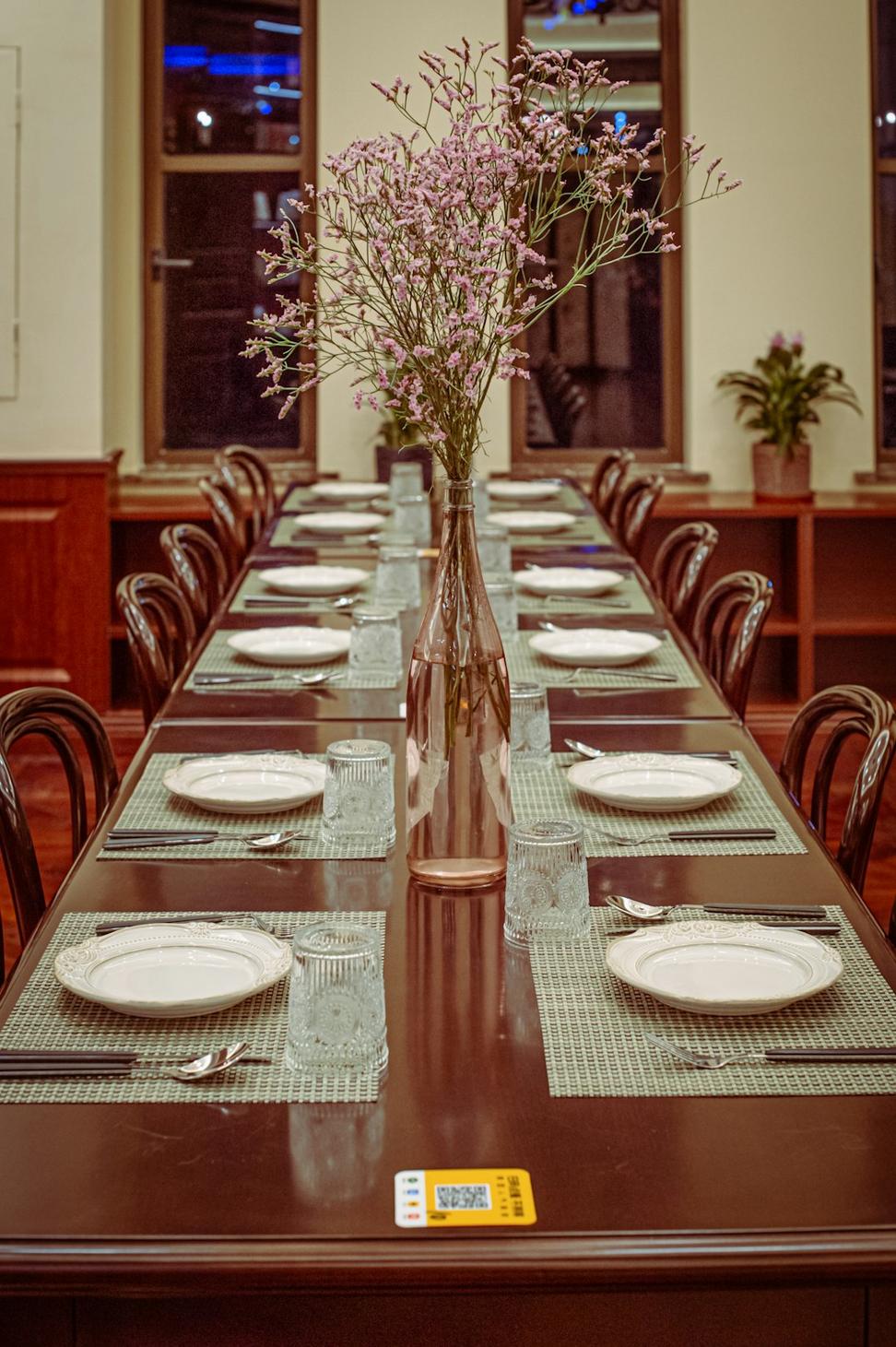 Farm-to-Table Dining