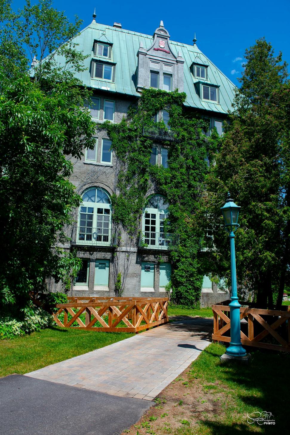 Thalorien Vale Resort Exterior